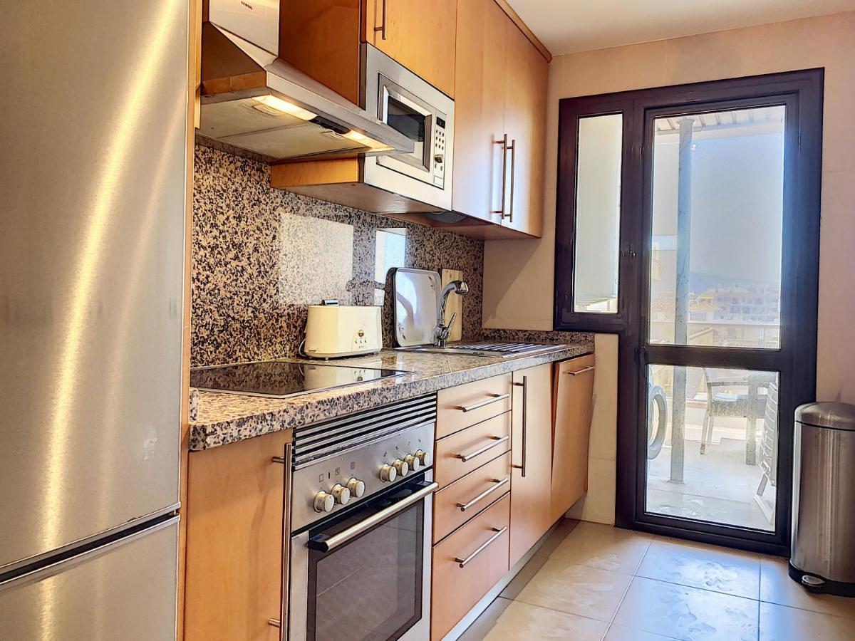 Lovely Apartment With Pool & Sea Views - Marina Del Castillo 2129 Manilva Exterior foto